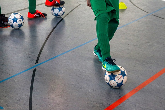 2025年12月2日，湖人 vs 太阳，湖人背靠背迎战太阳，双方实力悬殊，湖人状态火热，太阳面临两连败困境。