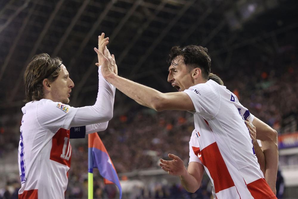 重磅！巴萨续约谈判取得突破 天才中场留队在望